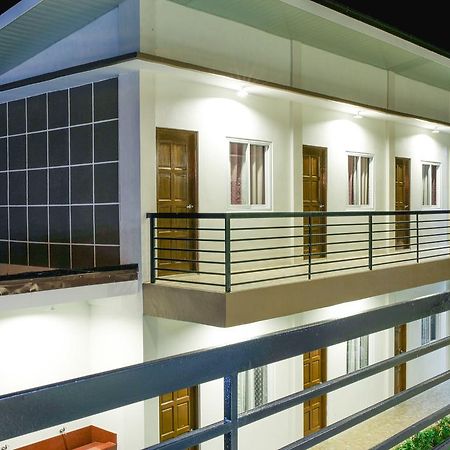 Alberto'S By Dj Seungli Silang Exterior photo
